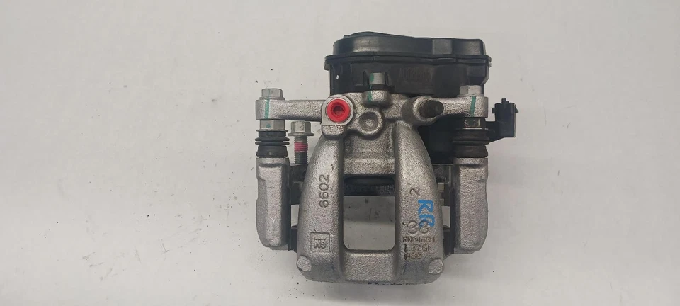 Pinza de pasajero trasero Chevrolet Trax 24 5 k millas OEM ¡1 año de garantía! Foto 1 de 4