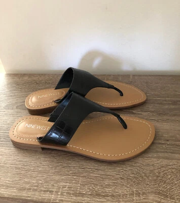 NEW Nine West Croc Black Texture Sandals Size 6 - Image 1 of 3