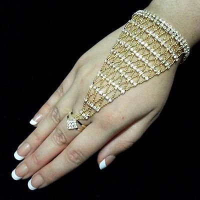 Bollywood Bauchtanz Handschmuck Ring Sklavenarmband Strass Hochzeit GOLD - Bild 1 von 3