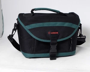 Sacoche pour appareil photo Canon vert noir 12" (L) x 4" (L) x 6" (H) à identifier - Photo 1 sur 3