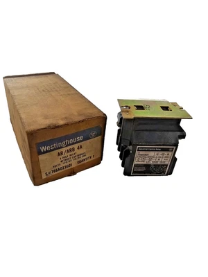 Relé de control industrial Westinghouse AR/ARB4A 4P 600V 10A 120V Foto 1 de 4