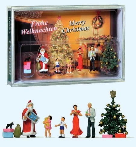 Preiser 10652 HO Scale Santa and Family Figures with Christmas Tree - Image 1 of 1