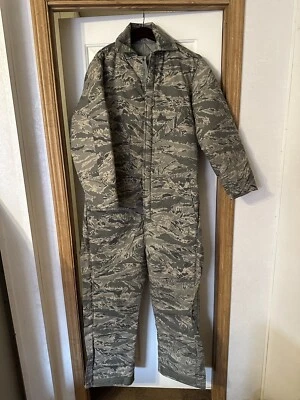 Dakota Outerwear Double Insulated Coveralls Hunting camo Medium Reg Heavy duty - Image 1 of 4