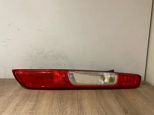 LUZ PORTÓN TRASERO FORD FOCUS O/S LADO DEL CONDUCTOR/LADO DERECHO 4M51-13404-A - Imagen 1 de 2