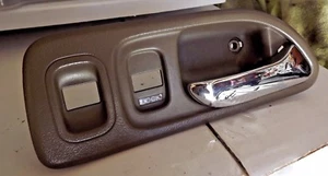 OEM USDM 94-97 Honda Accord LX SV4 SV5 interior front right door handle FR brown - Picture 1 of 3