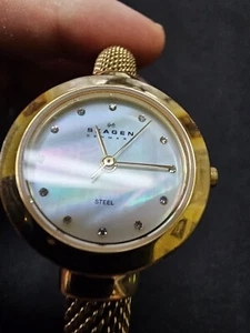 Skagen Commerce Root Women's Dress Watch Gold Plate w/ Clear Stones Need Battery - Picture 1 of 9