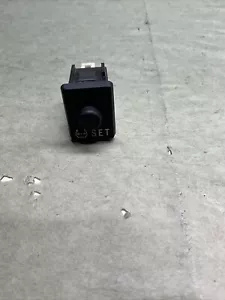 TOYOTA PRIUS 2010-15 TIRE PRESSURE SET SWITCH 15A257 OEM #D70 - Picture 1 of 4