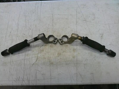 Kawasaki Ninja 900 GPZ900R ZX900A 1984-1986 clip delantero derecho izquierdo en manillar Foto 1 de 4