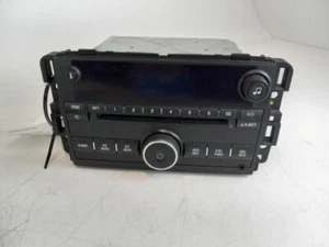 2007 CHEVROLET MALIBU CENTER CONSOLE RADIO AM FM CD RADIO PLAYER - Picture 1 of 6