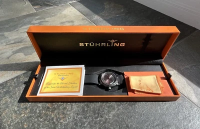 Stuhrling Sniper 3915 Quartz 42mm Classic Aviator Silver Dial Black Hands Foto 1 de 4