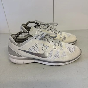Nike Shoes Womens Size 11 TR Fit Athletic Running Sneakers 704674-100 White - Picture 1 of 9