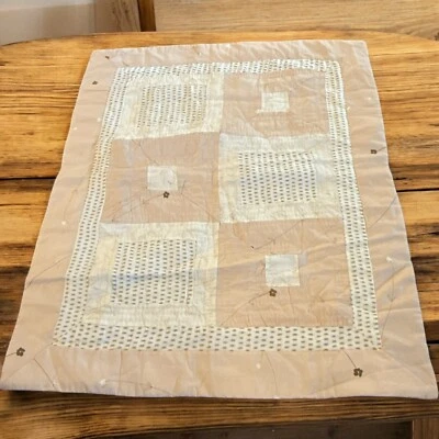 Keeco Patchwork Cottage Patrón Cuadrado Tostado Marfil Marrón Almohada Falsa Estándar Foto 1 de 4