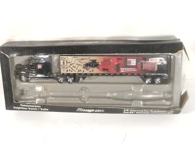 Snap-On Freightliner Run Smart 90° Anniversario Diecast Semi Truck Display Promo - Immagine 1 di 4