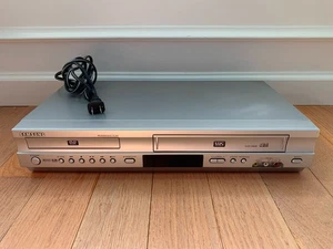 Samsung DVD-V4600 DVD VCR Combo Player VHS Video Cassette WORKS But Manual Flap - Picture 1 of 8