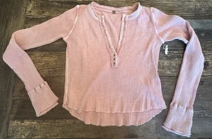 NUOVO Free People Colt top termico rosa blush Henley waffle maglia camicia PICCOLA $68 - Foto 1 di 13