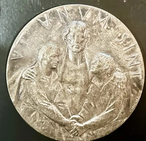 1975 Vatican Holy Year Jubilee Basilicas of Rome Pocket Medal Medallion Token - Picture 1 of 8