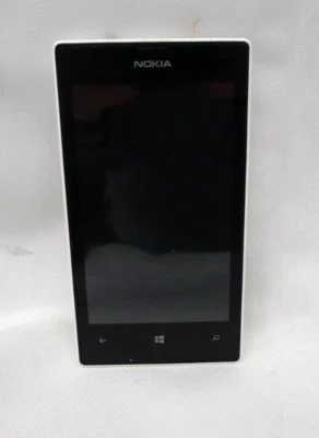 White Nokia Lumia 520 - 8GB - Easy to Use Windows Smartphone Mobile Phone - Image 1 of 4