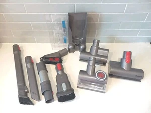 Dyson V6 - V11 Lote a granel Paquete Accesorios Cabezales Motorizado Cepillo Powered Dock - Imagen 1 de 13