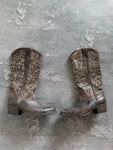 Frye Deborah Studded Tall Western Women Boot size 8 - Picture 1 of 19