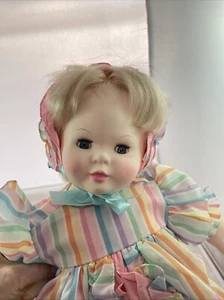 Vintage 1977 soft body Suzanne Gibson baby doll. Eyes Open And Close - Picture 1 of 12