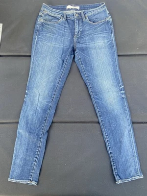 Женские узкие джинсы из бумажной джинсовой ткани и ткани размер 26 темная стирка эластичные средняя посадка - Изображение 1 из 4