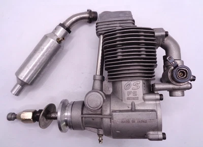 O.S FS 91 SURPASS 4 STROKE GLO ENGINE WITH EXHAUST IN GOOD  CLEAN CONDITION - Image 1 of 4