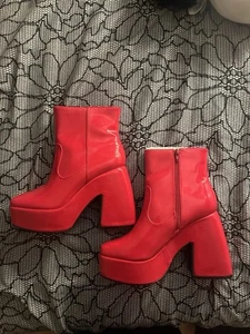 Red Patent Lady Go Diva Platform Ankle Booties Size 8.5 Dolls Kill Y2K Side Zip - Picture 1 of 1