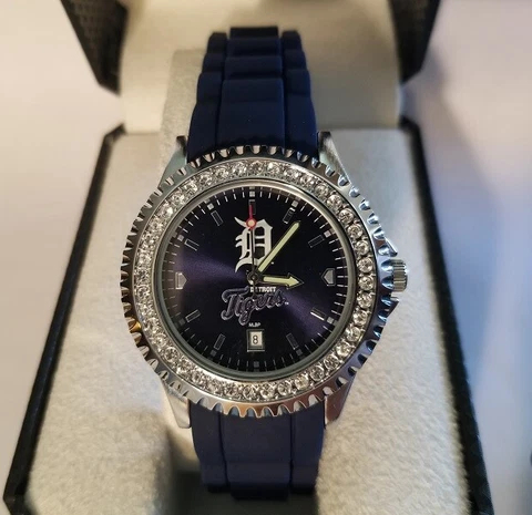 MLB Detroit Tigers Women's Sparkle Watch Cover