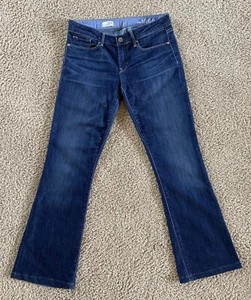 EUC Gap Women 27 / 4R "Sexy Bootcut" Medium Wash Jeans - Picture 1 of 10