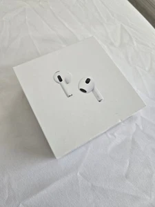 AirPods 3ème génération - Photo 1 sur 6