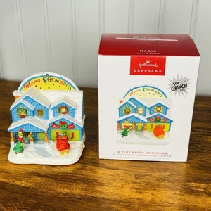 Hallmark The Grinch A Very Merry Grinchmas House Christbaumschmuck 2022 - Bild 1 von 1