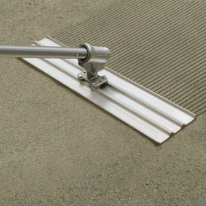 Kraft Tool Multi-Trac Bull Float Concrete Groover 24" x 3/4" Spacing w/Bracket - Picture 1 of 4