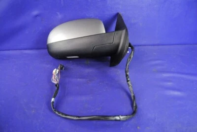 09-14 Chevy Suburban GMC Yukon Power Door Mirror DL3 Turn Signal Passenger Right - Image 1 of 4