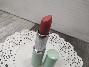 Vintage. Clinique - PLUM PINK - Lippenstift GREEN TUBE 0,13 Oz. NEU (LESEN) - Bild 1 von 4