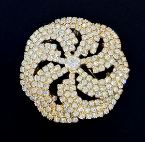 Vintage Kandell & Marcus N.Y. Large Pinwheel Clear Rhinestone Brooch Pin Wedding - Picture 1 of 7