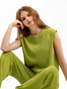 Ladie Woven Two-Piece Set Top-Pant Medium Green Fruit Sleeveless Wide Leg Ribbed - Picture 1 of 23