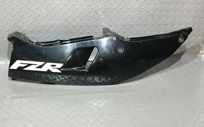 Carenado trasero derecho Yamaha FZR 600 4JH 1994-1995 negro 4FM-21721-01 Foto 1 de 4