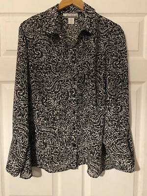 Blusa abotonada Nine & Company 20W blanco y negro  Foto 1 de 4