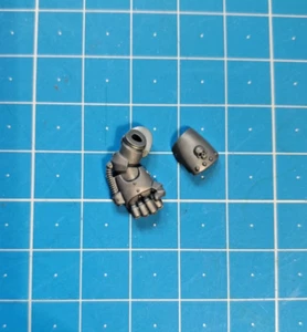 Jump Pack Intercessors Bits Left Power Fist Primaris Space Marines Bitz - Bild 1 von 1