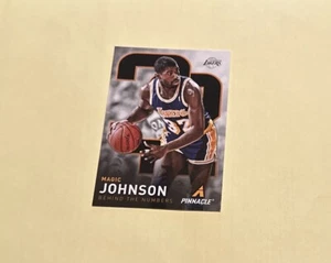 2013-14 Panini Pinnacle Behind The Numbers Magic Johnson #19 HOF Lakers - Picture 1 of 2