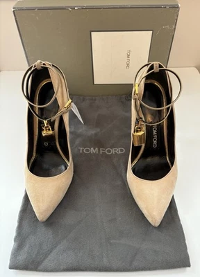 Tacones con candado de gamuza Tom Ford nude, 100 % auténticos, 38,5 EUR Foto 1 de 4