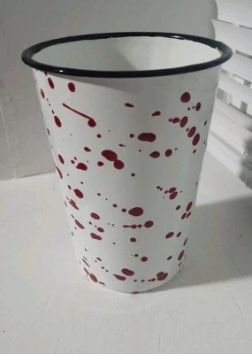 Ваза эмалированная деревенский фермерский дом 6 дюймов, белая с красными брызгами - Изображение 1 из 4