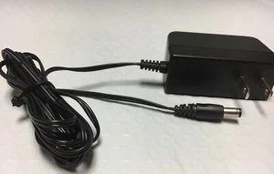 DVE AC Power Adapter Model DSA-12R-12AUS 120120S, 12VDC @ 1A  5.5 x 2.1mm Plug  - Picture 1 of 3