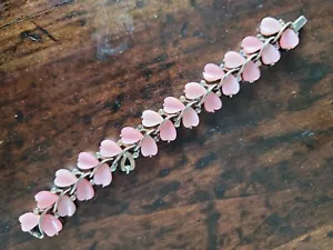 Pink hearts vintage Lisner Thermoset Glowing Bracelet For salvage - Picture 1 of 7