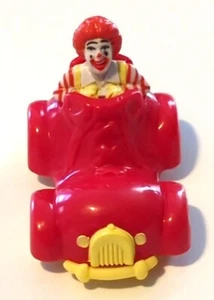 McDonald's McDonaldland Village - Ronald en coche rojo - Fuera de paquete - 1993 - Imagen 1 de 6