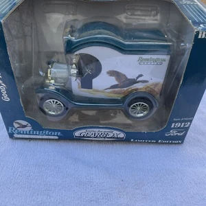Gearbox "1912 Ford Model T Delivery" Diecast Bank, Remington Country, New NIP - Picture 1 of 3