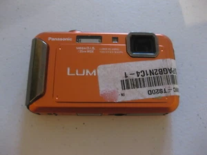Panasonic LUMIX DMC-TS20 16.1MP Digital Camera - Orange FOR PARTS BROKEN - Picture 1 of 5