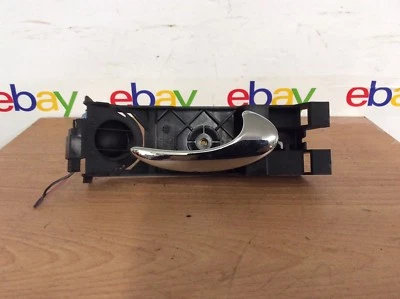 Jaguar XJ8 1998-2003 puerta interior tirador de manija derecha con tweeter usado OEM  Foto 1 de 2