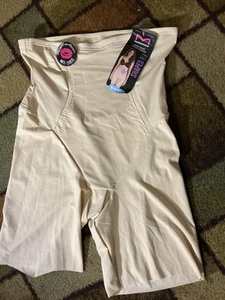NWT Maidenform Sz M Tummy-Control Seamless High Waist Thigh Slimmer 12622 Nude - Picture 1 of 2