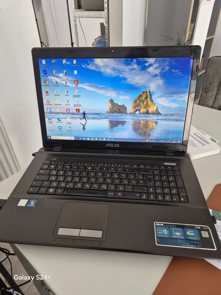 Notebook ASUS X73B, 17  Zoll - Bild 1 von 3